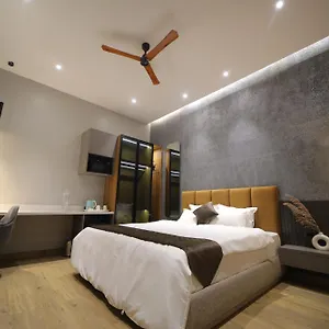 The Cozy Chaos Holiday home