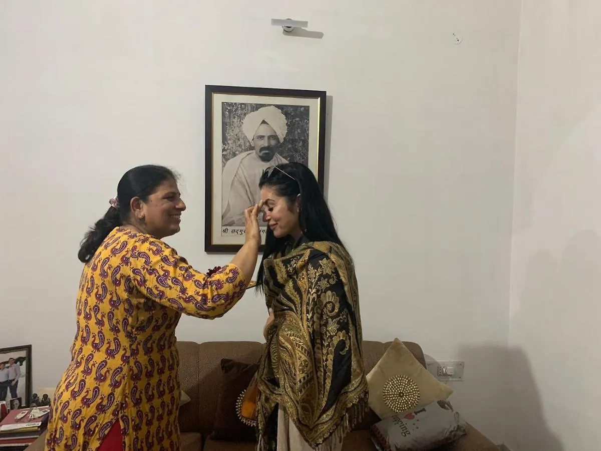 Aradhanas Home Stay Near Taj Mahal Agra