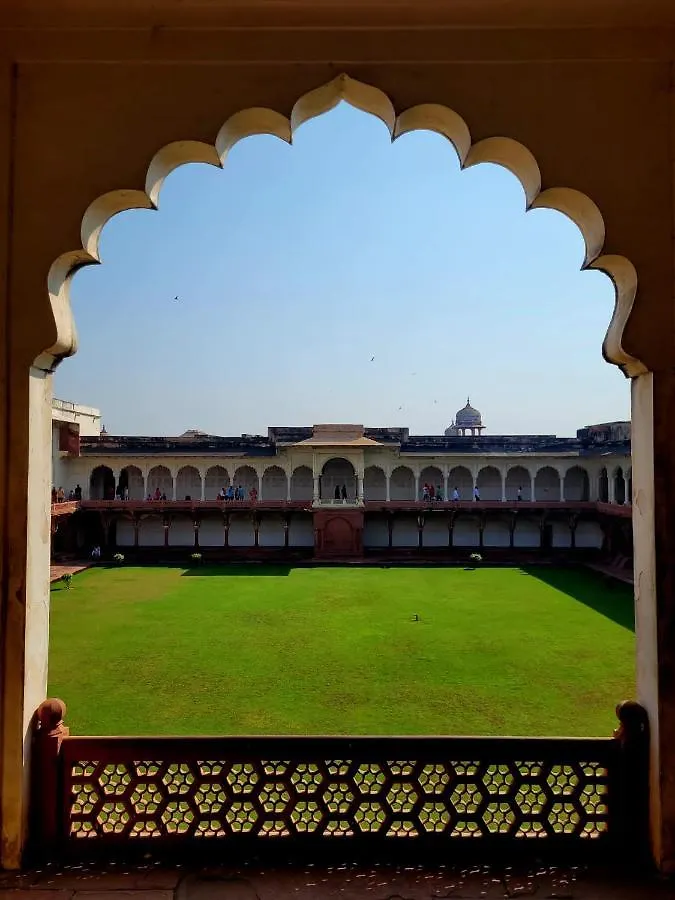 Aradhanas Home Stay Near Taj Mahal Agra