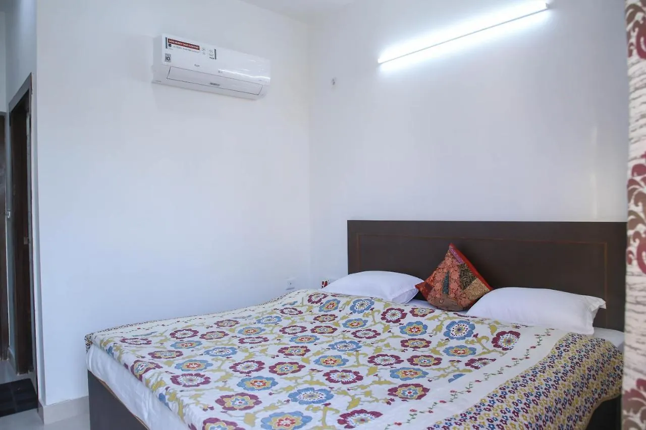 Aradhanas Home Stay Near Taj Mahal Agra  Homestay Agra (Uttar Pradesh)