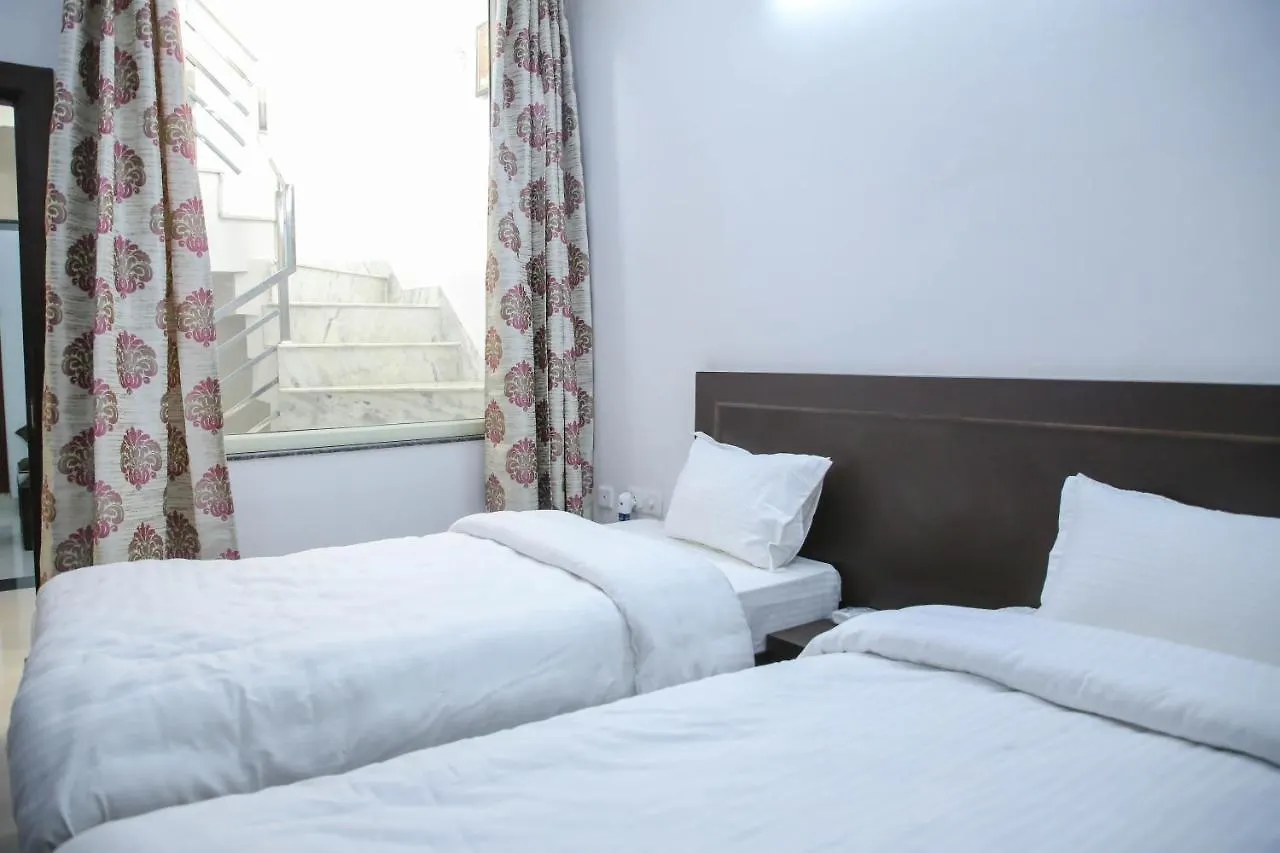 Aradhanas Home Stay Near Taj Mahal Agra